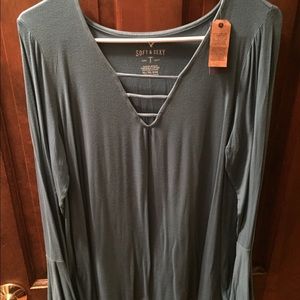Brand new AE long bell sleeve shirt